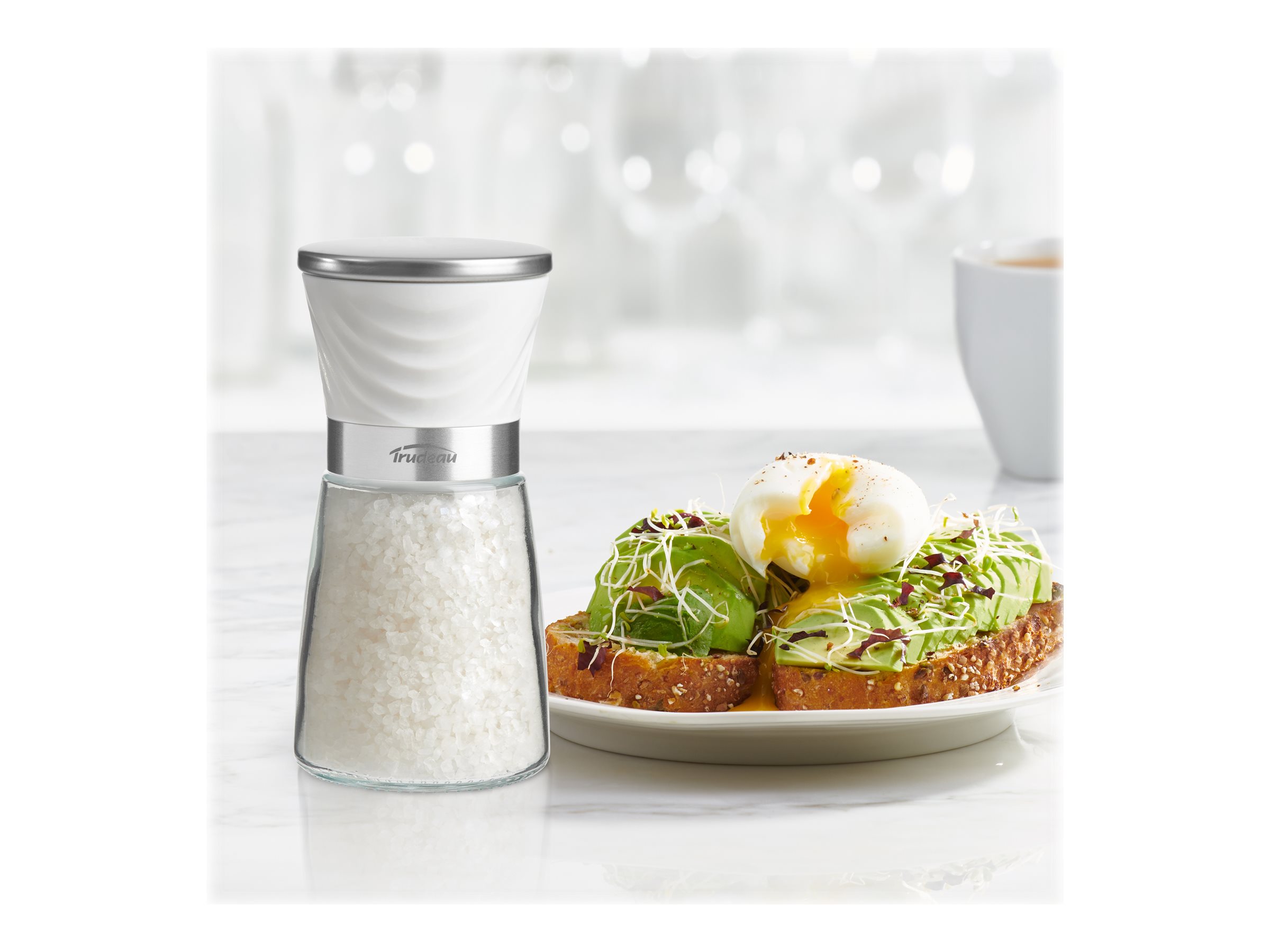Trudeau Wave Salt Grinder White 7120023